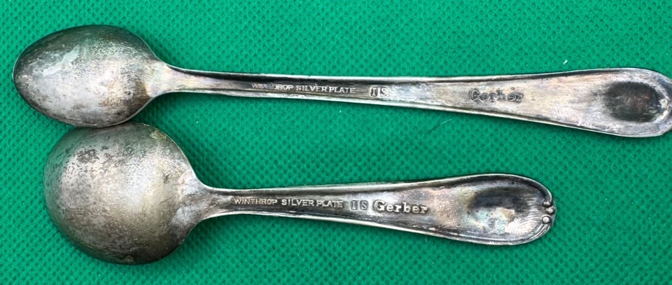 Cucharas de metal enchapadas en plata Winthrop vintage Gerber Baby 2 piezas Foto 3 de 3