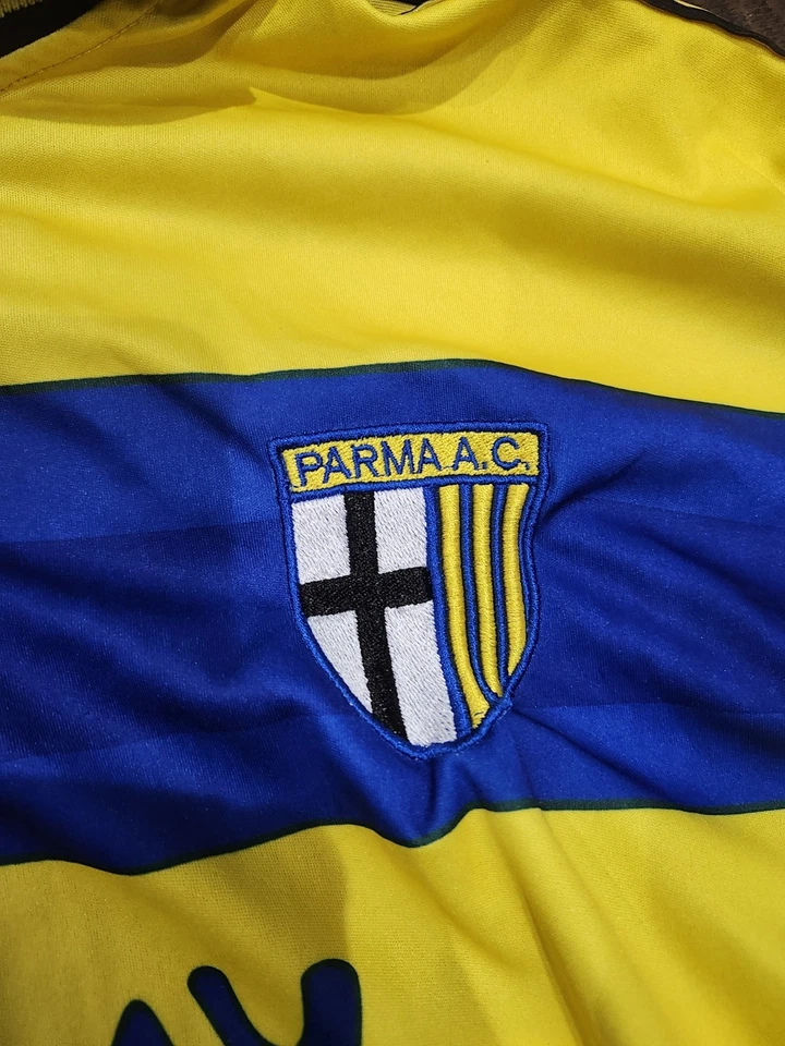 Vintage Italian Side FC Parma 1999-2000 Home Jersey Esmir Yellow And Blue - Image 4 of 4