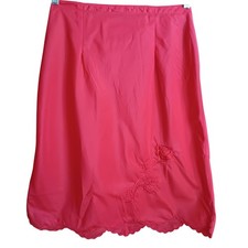 30R True Vintage Petticoat 1/2 Slip Skirt Charmode Red Embroidered Rose Scallope
