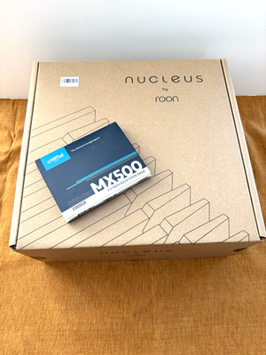 Roon Nucleus rev B / 1TB SSD内蔵（美品） Roon Nucleus rev B Music Server With 1TB Internal Storage Plus New