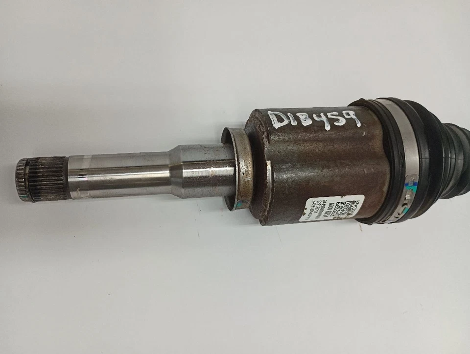 Front Driver Left Axle Shaft from 2025 Chevrolet Trax 12159561 - Image 2 of 4