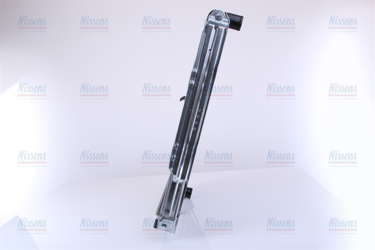 Radiateur de liquide de refroidissement Nissens 64598A pour TOYOTA