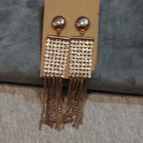 lampadario orecchini bigiotteria moda con accento diamante - Foto 9 di 11