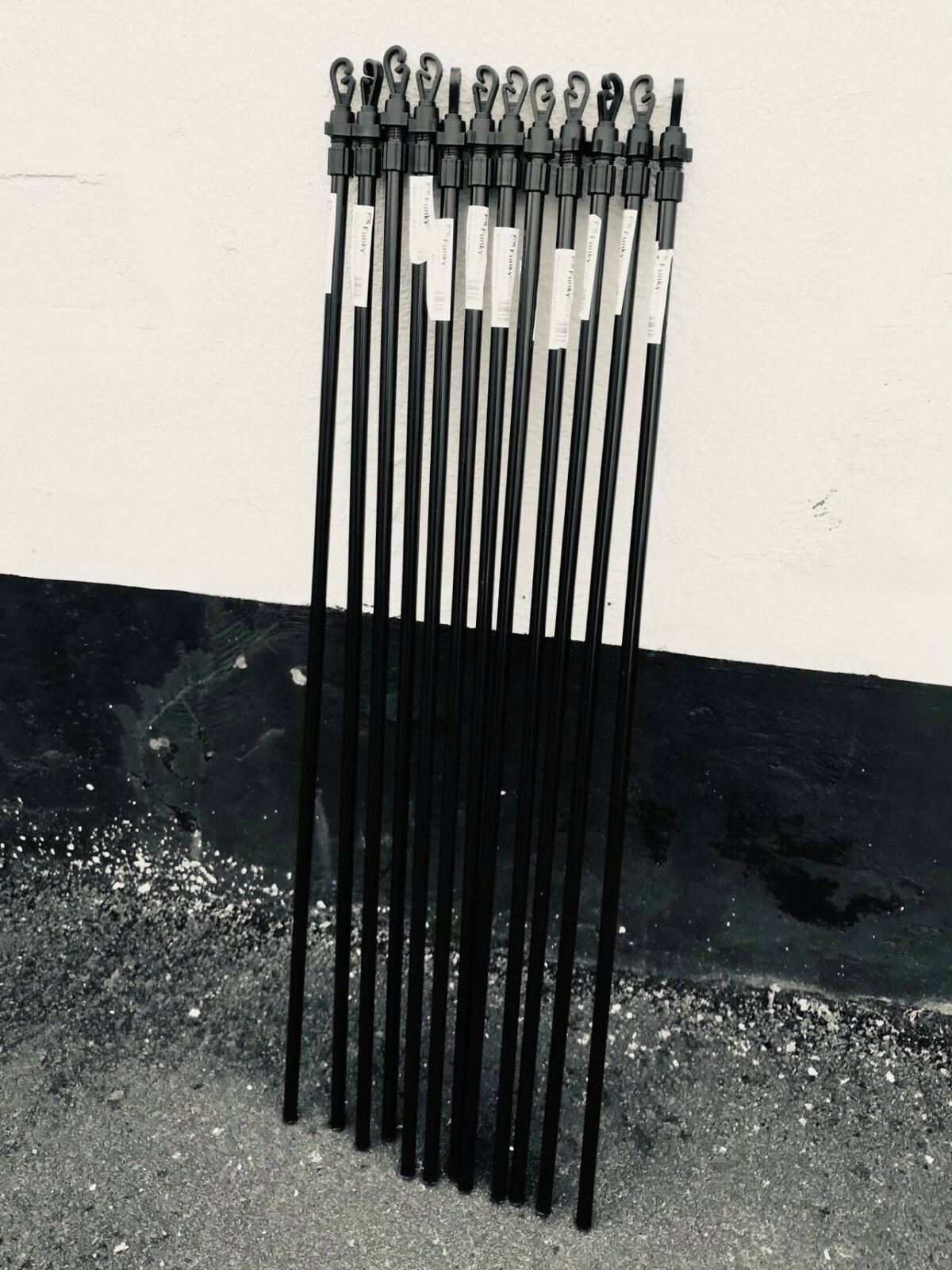 2.4M Metal Heavy Duty Washing Line Prop Telescopic Extendable Home