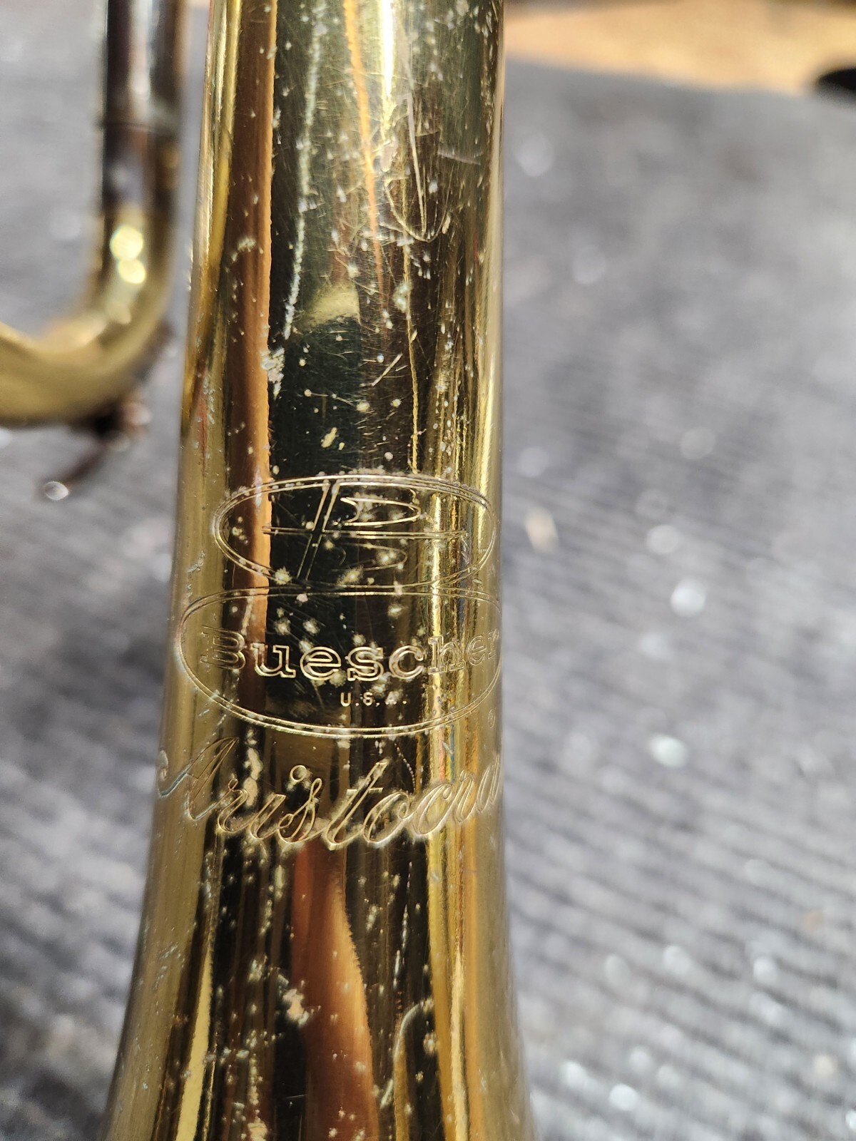 Buescher Aristocratトランペット Game Room Solutions