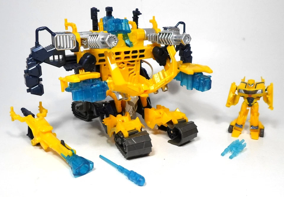 HASBRO 2012 TRANSFORMERS PRIME BATTLE SUIT BUMBLEBEE ACTION SET 100% COMPLETE - Image 4 of 4