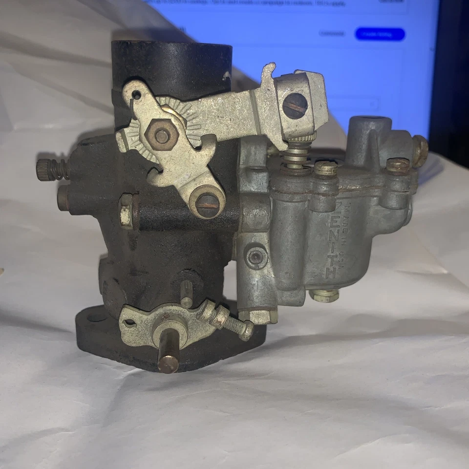 Carburador Zenith Bendix 9432B raro de colección Los agujeros son 2-3/8 leer descripción Foto 2 de 4