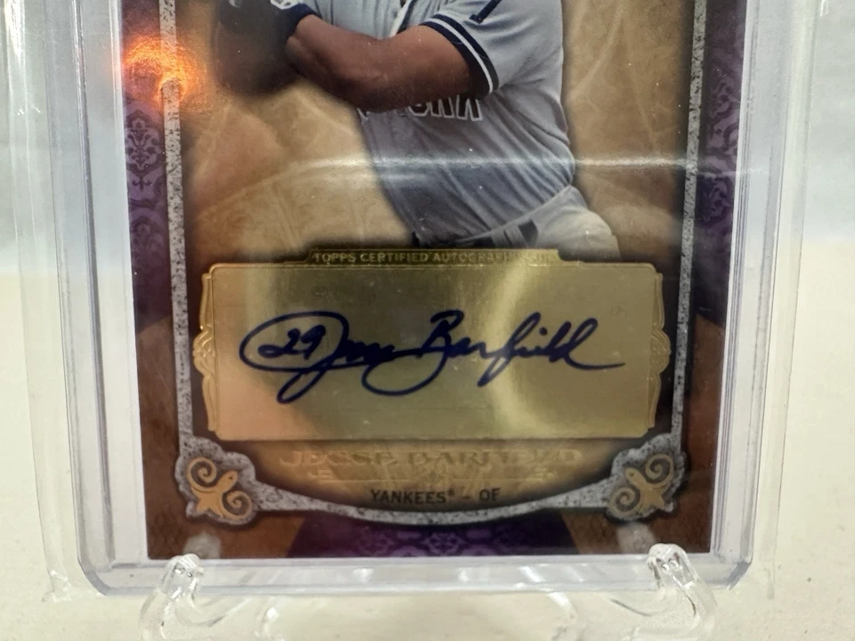 2013 Topps Supreme Supreme Stylings Auto Roxo #25/25 Jesse Barfield #SS-JBA NY - Imagem 2 de 4