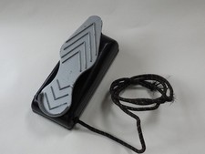 Vintage elektrischer Fußschalter aus einem Chiropodisten Konvolut