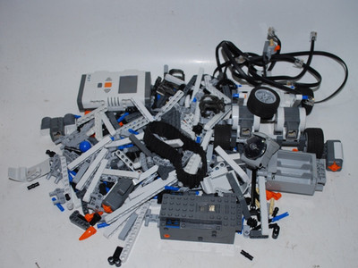 EGO Mindstorms NXT 2.0 (8547) - Incomplete - Parts/Replacement - READ