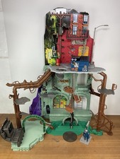 TMNT Teenage Mutant Ninja Turtles Secret Sewer Lair Playset