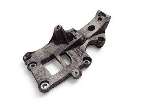 VW GOLF V 1K1 Generatorhalterung 06F903143E 2.00 2005 28034851