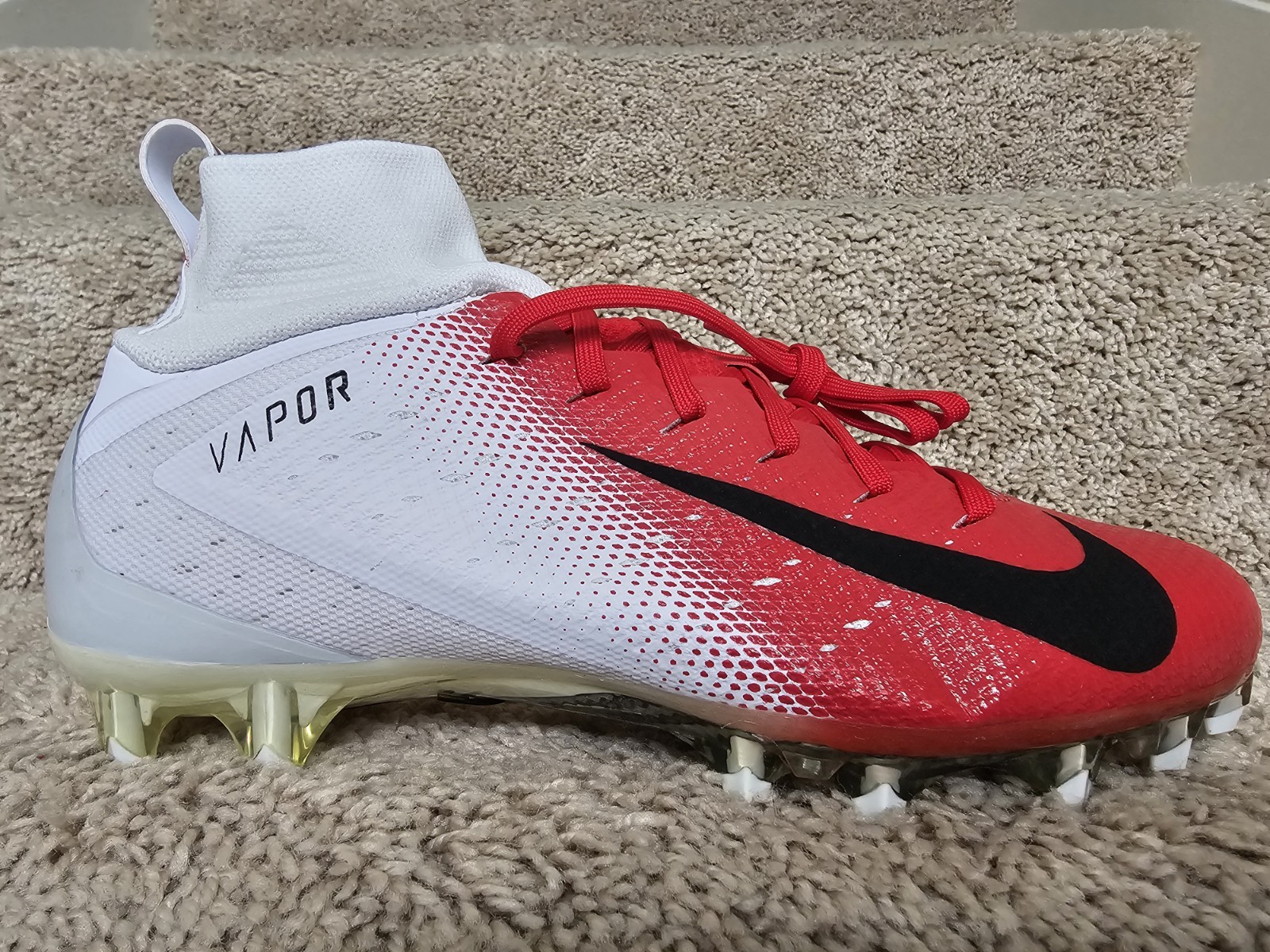 Nike Vapor Untouchable Pro 3 University Red Football Cleats 