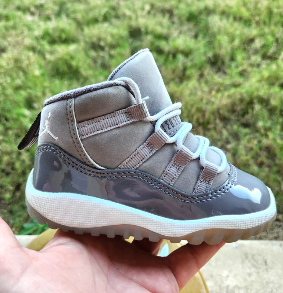 Jordan Retro 11 Mid "Cool Grey" Niño pequeño 7C Foto 3 de 4