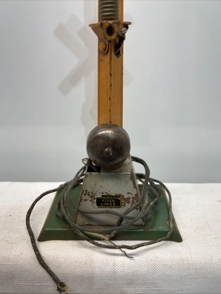 AMERICAN FLYER PREGUERRA O/ESTÁNDAR 2116 TIMBRE AUTOMÁTICO SEÑAL RR EN MUY BUEN ESTADO PROBADO Foto 3 de 4