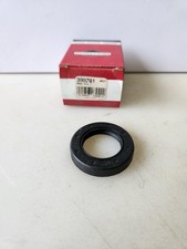 Briggs & Stratton Oil Seal 399781 - OEM Packa...