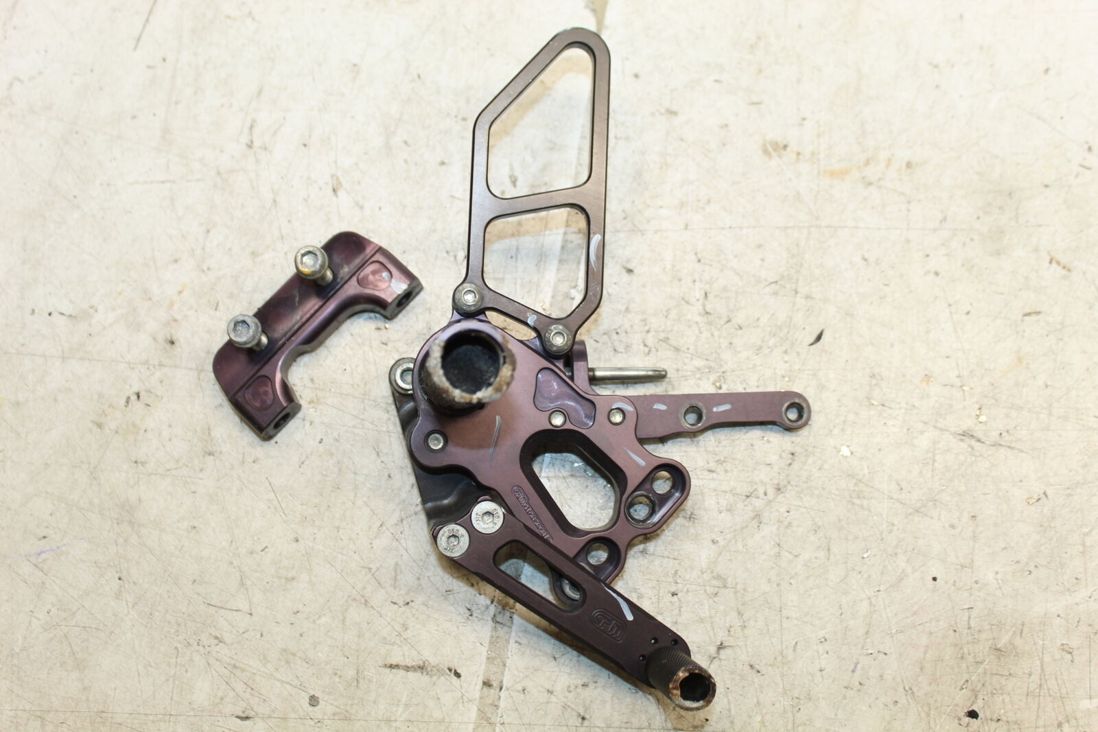 online shop 018 Max 85% OFF DUCATI 959 PANIGALE AFTERMARKET DRIVE RIGHT REAR REARSET SET