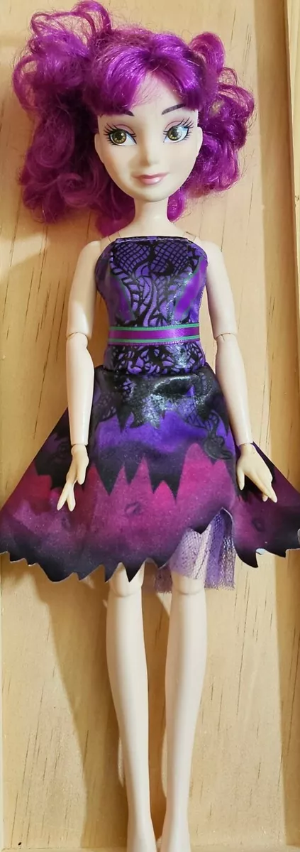 Disney Descendants 2 Doll Mal Isle of the Lost Royal Yacht Cotillion EUC C165