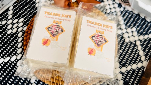 Trader Joe’s Haferflocken und Honig reine pflanzliche Seife Naturbad - 2 Riegel NEU - Bild 1 von 6