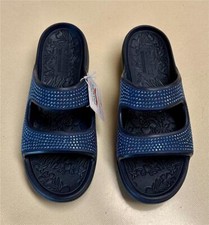Women's SKECHERS FOAMIES Arch Fit BLACK Blue STUDDED Comfort SANDALS 9 NWT