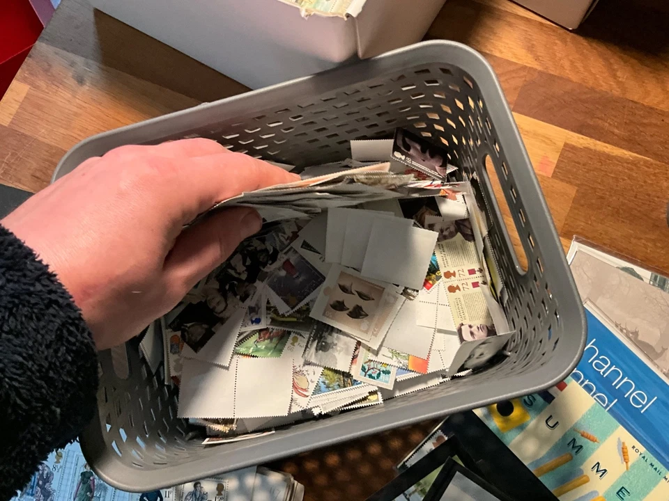 GB descuento franqueo MNH sellos como nuevos fv £100+ por lote TAMBIÉN VER GRANDES LOTES Foto 3 de 4