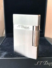 Opening closing sound High-pitched and pleasant S.T.Dupont gas Lighter Hairline