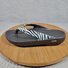 OOFOS OOriginal Mens 5 Womens 7 US Lightweight Recovery Comfort Zebra Sandals