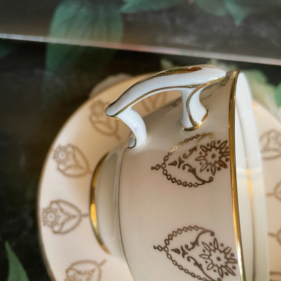 Vintage Regency & Phoenix Bone China Pink Rose Gold Filigree Rim Cup & Saucer - Image 4 of 4