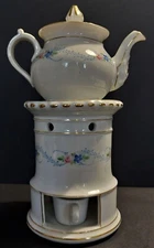 Porcelain Teapot from Old Paris XIXth Complete