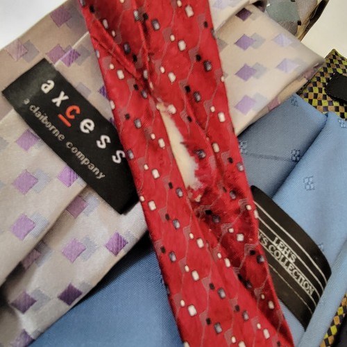 Lot of 6 Multi Brands Men's Ties 100% Silk Express,Axcess,Pierre Cardin and More - Picture 11 of 12