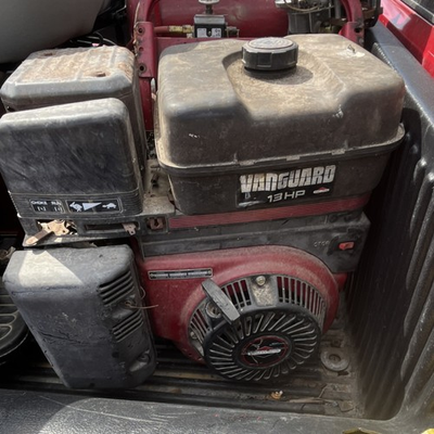 #ad Briggs amp; Stratton Vanguard 13 HP Multi Purpose Engine Black Red $250.00