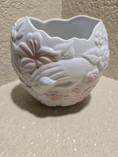 FTD Vase Ceramic Embossed Mother Baby Hands Floral Pink White Vintage Planter