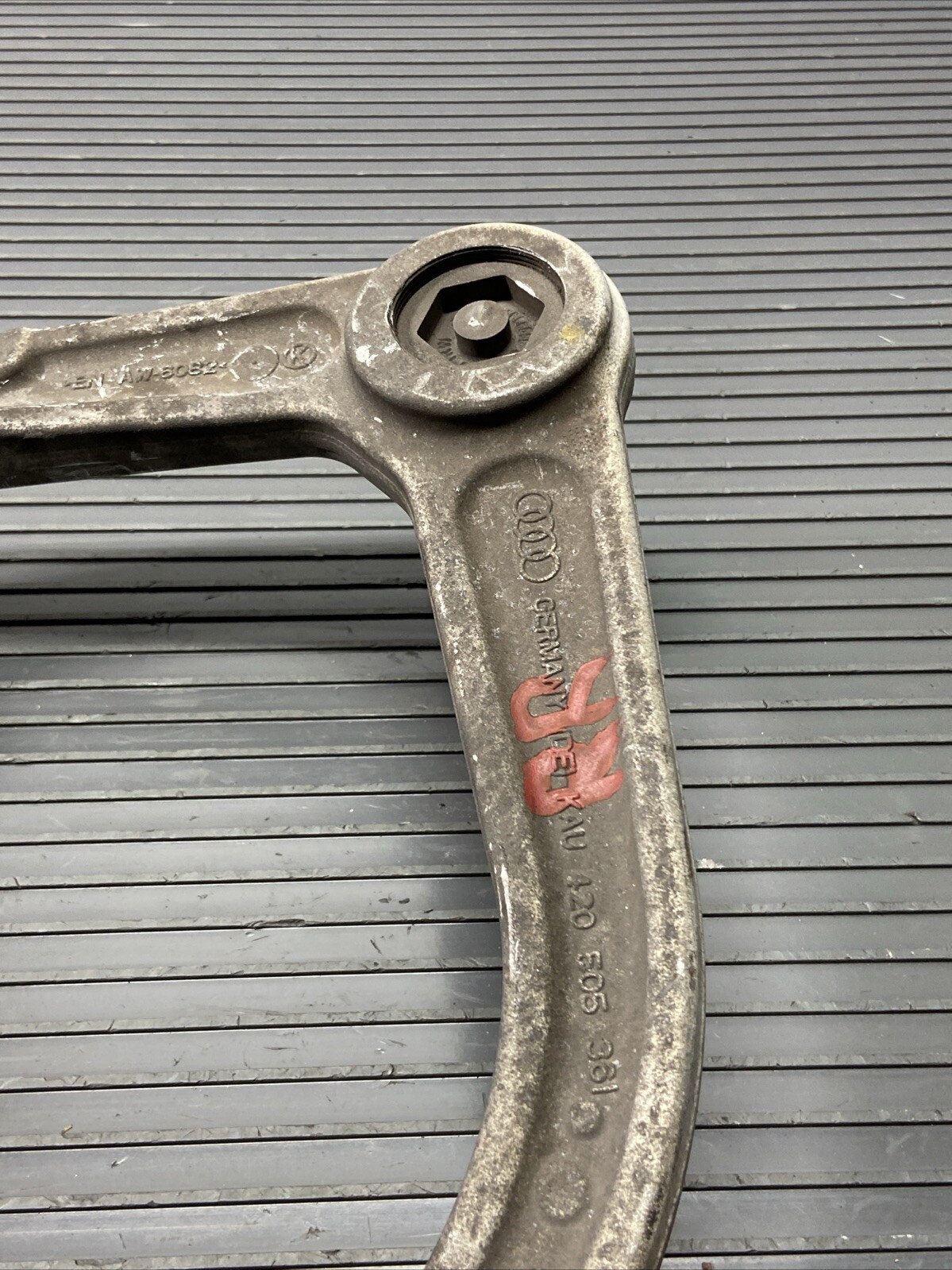 2010-2015 Audi R8 Rear Right Upper Control Arm Link 70k Miles OEM 420505324D