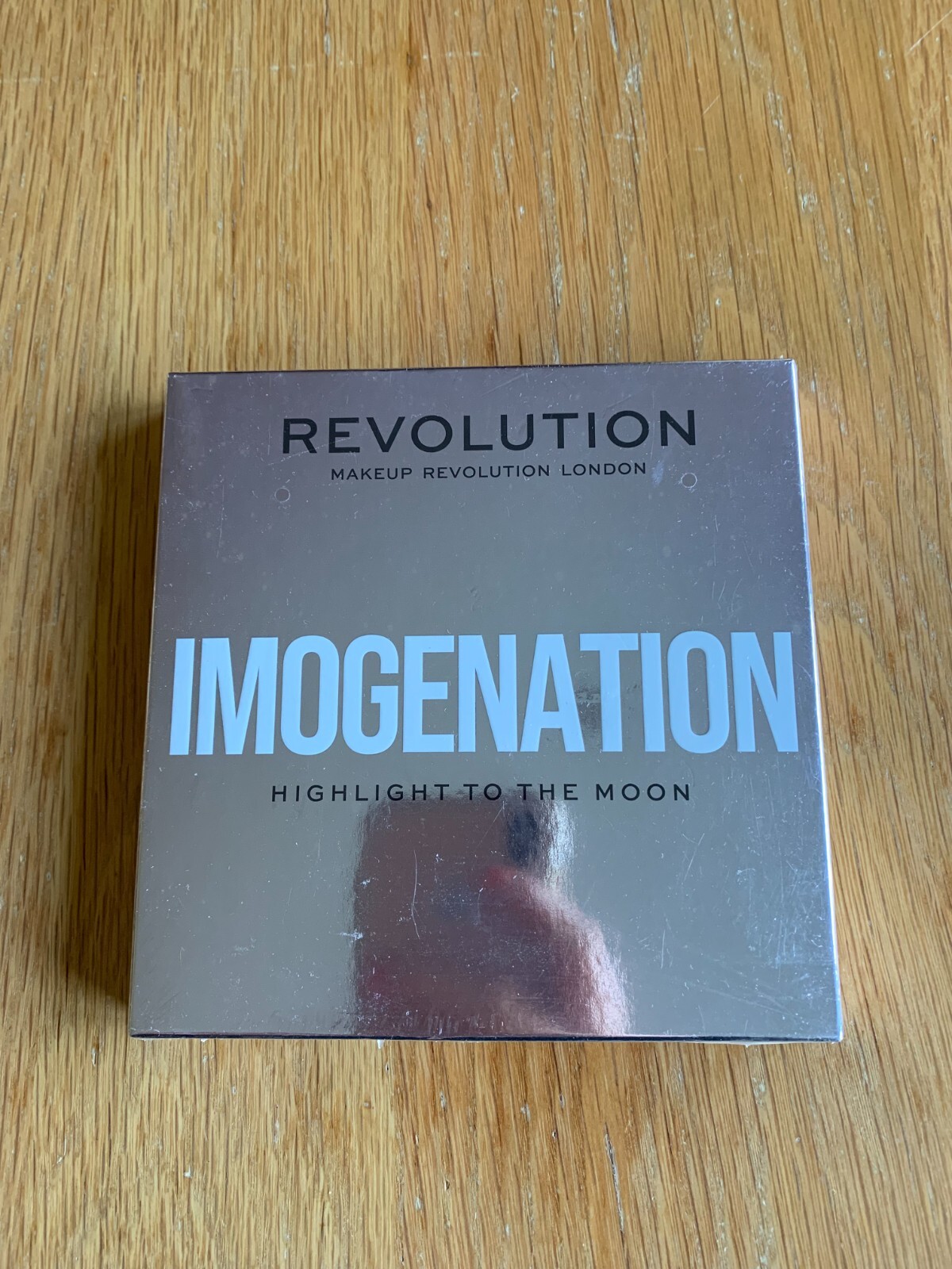 Sealed REVOLUTION IMOGENATION Highlight To The Moon 9x2g -Highlighter Palette
