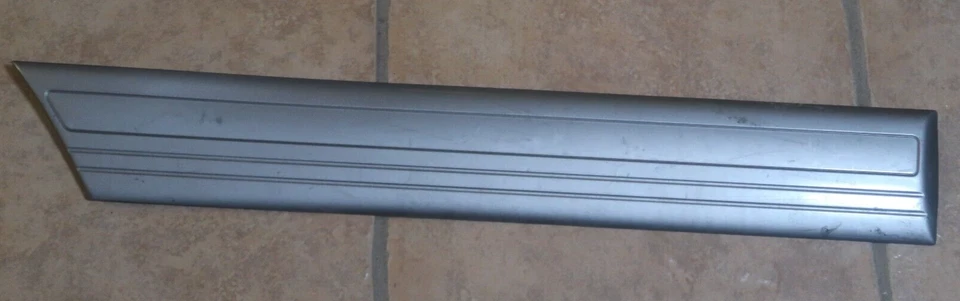 98-04 Toyota Land Cruiser Right Passenger Rear Exterior Door Molding OEM P3 - Image 2 of 4