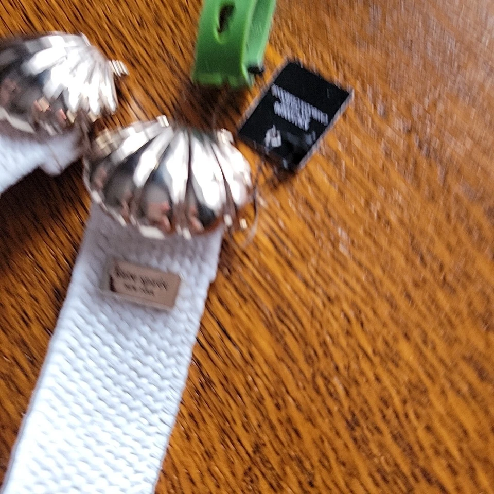  Cinturón Kate Spade New York Blanco Plateado Shell NUEVO CON ETIQUETAS TALLA L/XL (Elástico) Foto 2 de 4