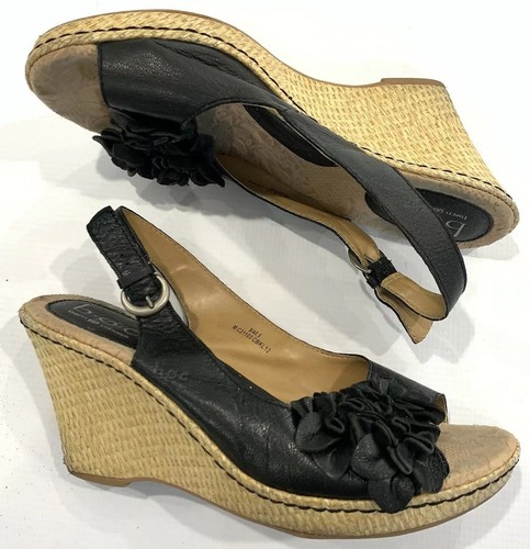 boc wedges with flowers