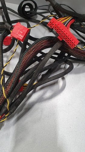Xilence XP600 600W Power Supply Black Used Working Without Power Cord - 第 6/7 張圖片