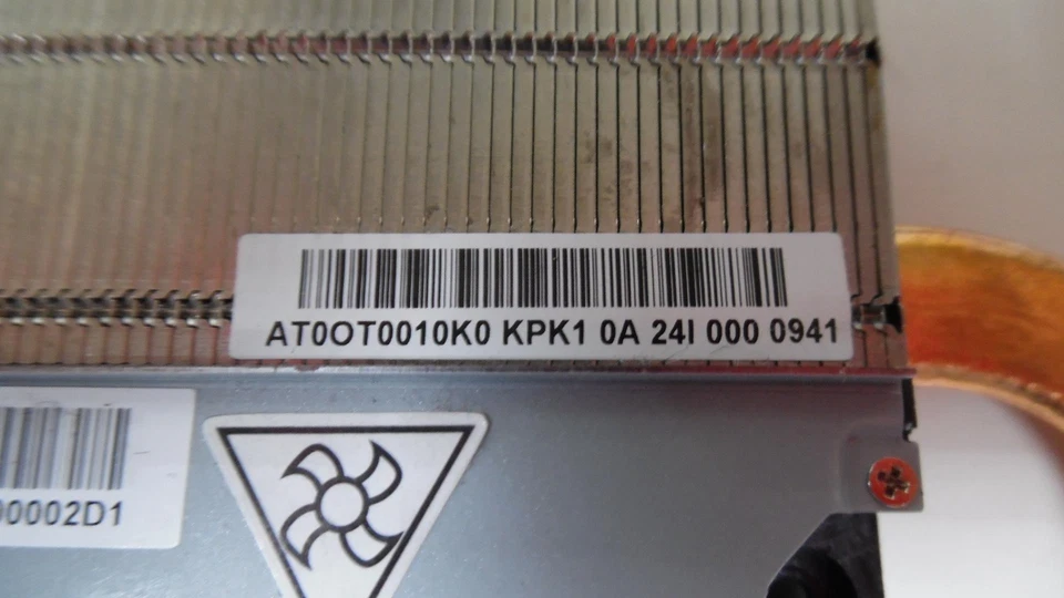 Toshiba Satellite P855 15.6" CPU Heatsink w/Cooling Fan / AT0OT0001K0 - Image 4 of 4