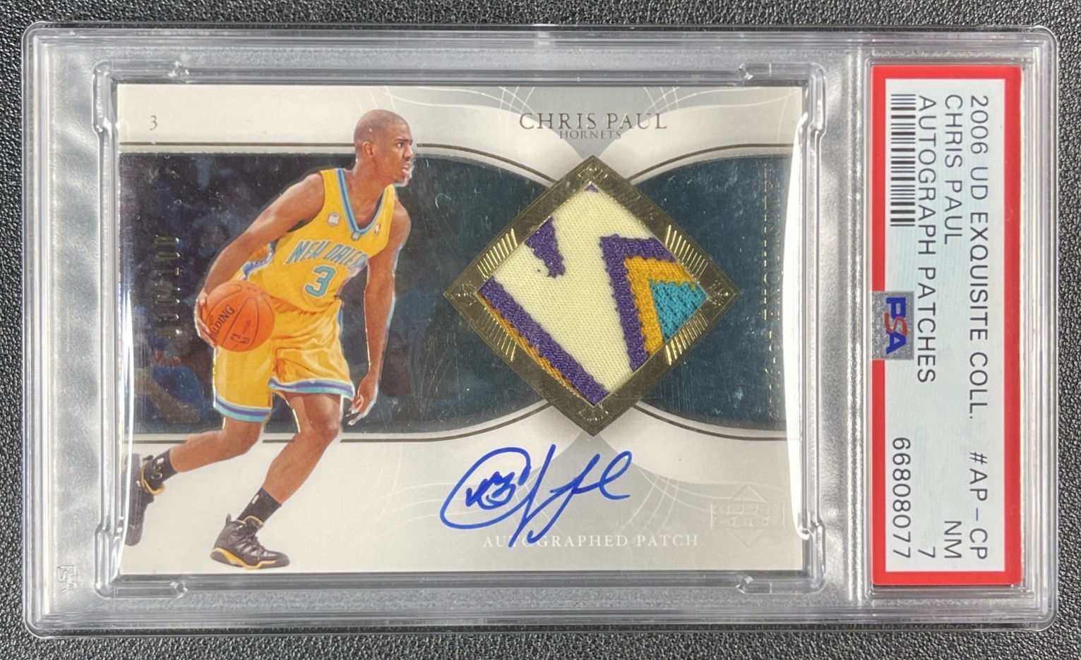 CHRIS PAUL PSA 7 2006-07 UPPER DECK EXQUISITE COLL GAME-USED PATCH AUTO 030/100