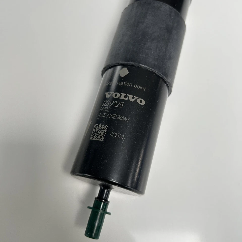Volvo V40 2.0 D2 D3 D4 Fuel Filter Genuine 32312225 - Image 2 of 4