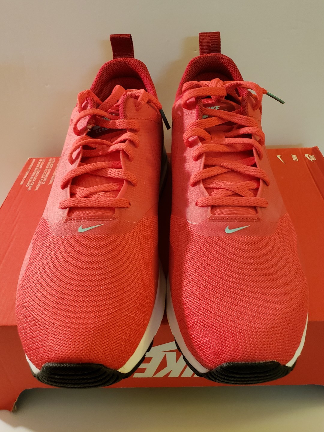 Nike Air Max Tavas Size 9.5 - Running 705149-603 Mens Running - Shoes Action Red & White 5436c3 Nike Air Max Tavas Size 9.5 - Running 705149-603 Mens Running - Shoes Action Red & White 5436c3