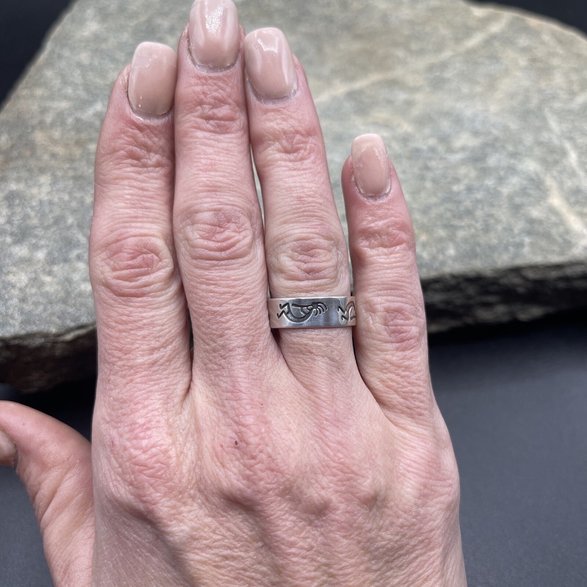 Beautiful Signed 925 Sterling Silver Southwest Navajo Design