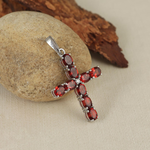 3.00 Ct Oval Cut Simulated Red Garnet Women's Cross Pendant 14k White Gold Over - Picture 4 of 4