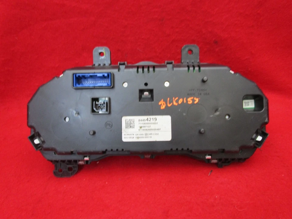 Приборный спидометр 2018 2019 GMC Terrain 55 106 миль - Изображение 4 из 4