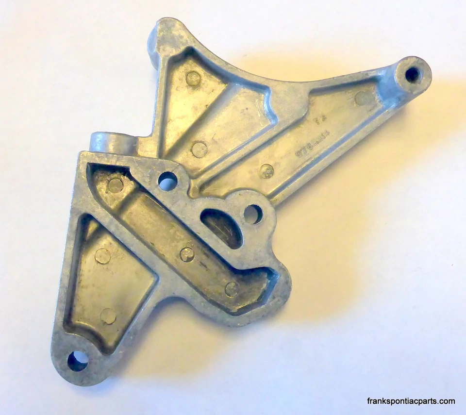 Pontiac V8 1967 A.I.R. Soporte principal bomba smog 9786814 GTO Firebird Grand Prix 67 Foto 3 de 4