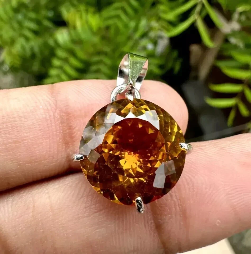 Colgante de piedras preciosas naturales de 35 quilates de zafiro naranja de Ceilán corte redondo certificado AGL Foto 3 de 4