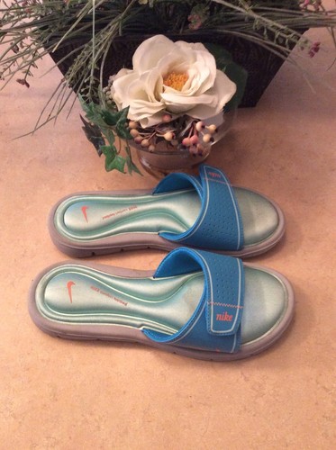 Nike Women's Blue Green Flip Flop Open Toe Size 8 - Picture 4 of 9