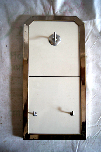 Kleine Kachelwand, 20er Jahre, Art Deco, Kachel mit Haken
