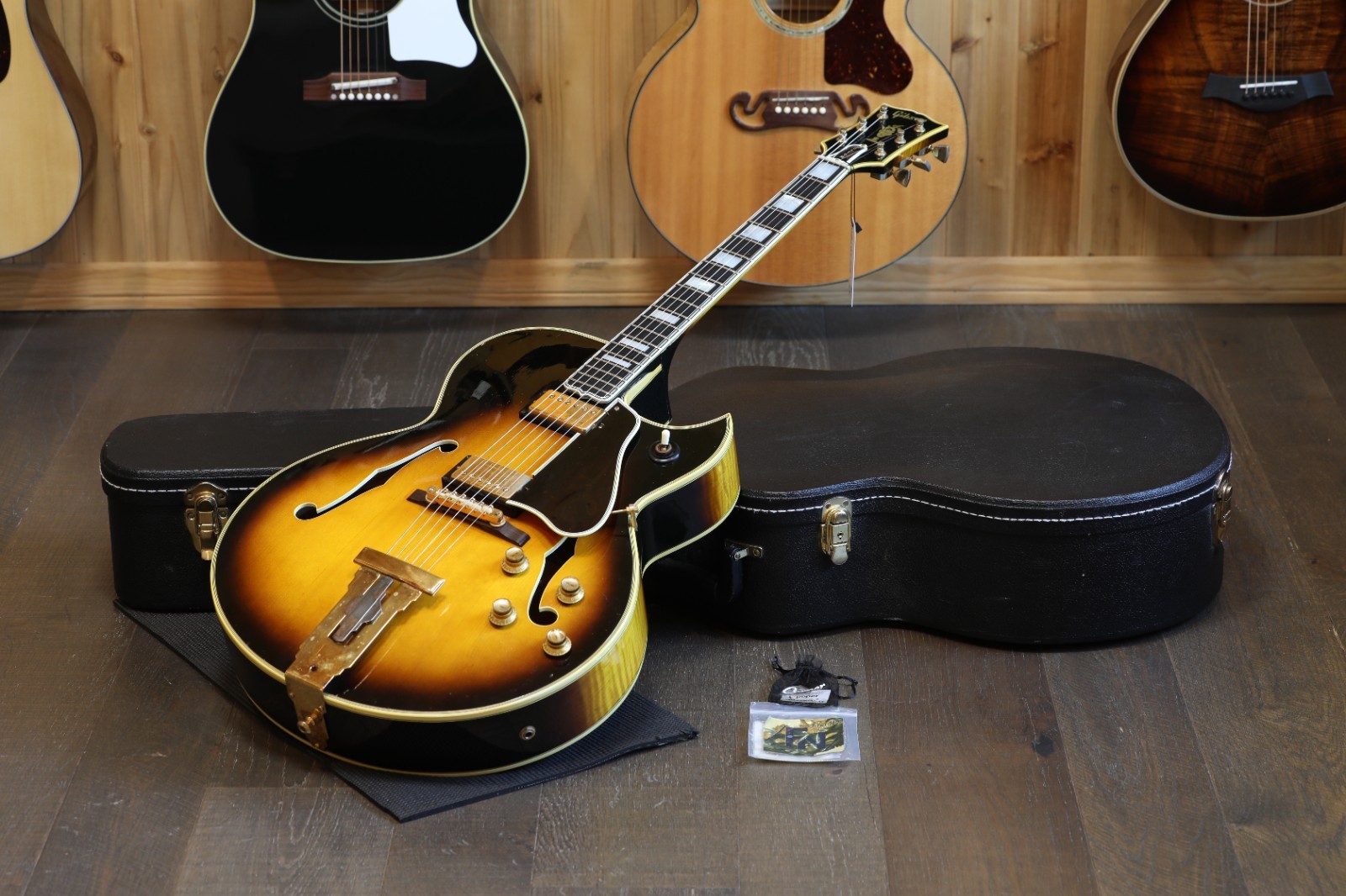 1968 Gibson L-5CES Florentine Hollow Body Electric Guitar Sunburst + HSC